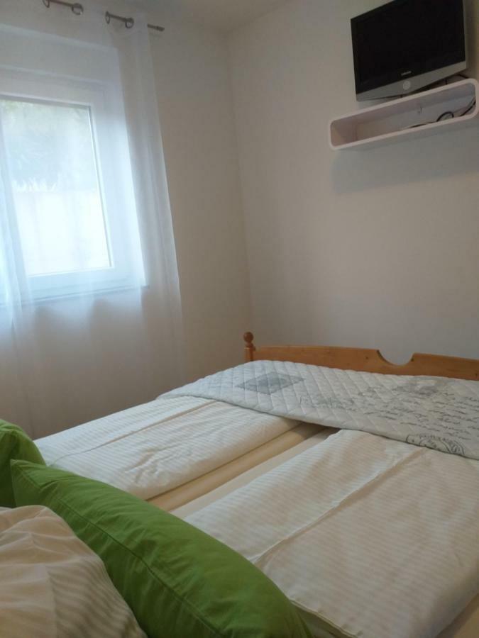 Apartman Leanton Пула Екстер'єр фото